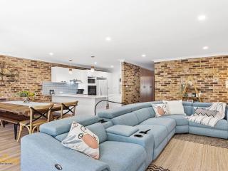 Bay Parklands Unit 70 - Nelson Bay - 0