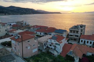 Family Apartment - Derveni - 5