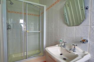 Hillcrest Luxury Apartment - 5