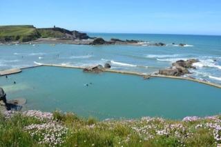 LOVELY LOCATION FOR A RELAXING HOLIDAY - 1