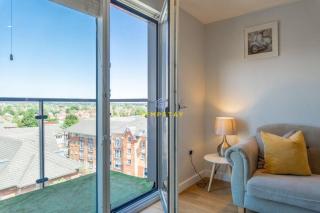 LONDON IN 15 MINS! STYLISH APARTMENT NEAR HEATHROW - 5