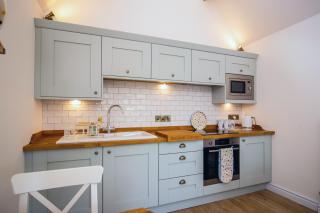 Exclusive Holiday Accommodation - Bancroft Cottage - Bedale - 2