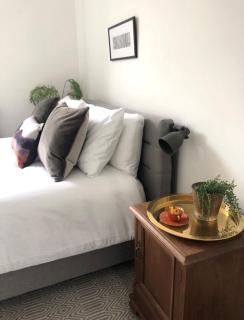 Perfectly Located 4 Storey Townhouse With 2 Parking Spaces In Central Harrogate - 4