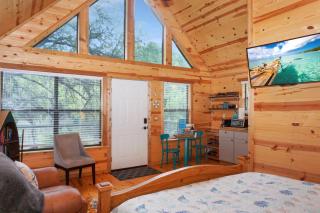 Arbor House of Dripping Springs - Nautical House - 6