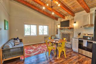 Millie's Cottages Unit 3 - Phyllis - Canyon Lake - 6