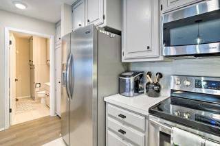 Waterfront Horseshoe Bay Retreat with Game Room! - 1