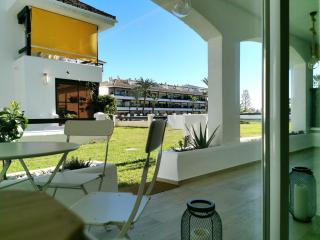 Bright 2 bedroom apt Golden Mile next to beach RDR225 - 0