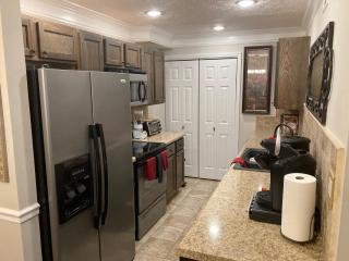 Spacious 3 Bedroom 2 bath Condo close to Five-points in Athens - Athens - 8