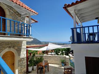 Amphora Guesthouse - Himarë - 0