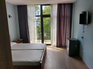 French Hotel - Kobuleti - 2