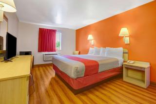 Motel 6-Espanola, NM - 3