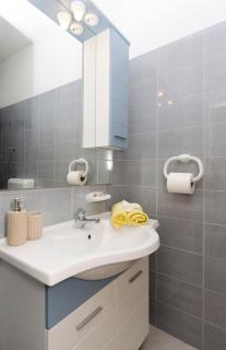 Apartments Ivana - Murter - 5
