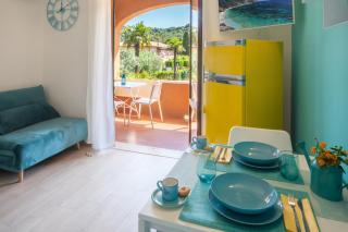 Appartamenti LE TRE API - Porto Azzurro - 1