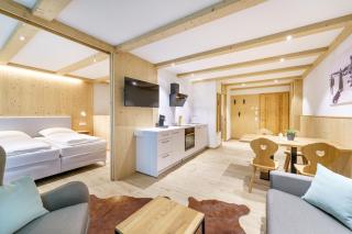 SCHWARZENBACH - Apartments & Rooftop Pool - 1