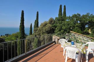 Villa in the green, extraordinary silent position, great lake view - Garda - 8