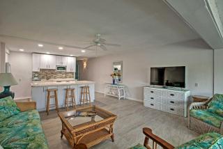 Beachfront St Croix Condo with Pool and Lanai! - Christiansted - 1