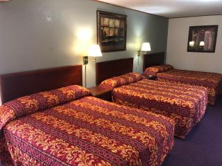 Budget Host Inn - Emporia - Emporia - 3
