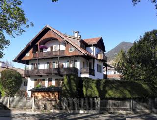 Haus Erika 1911 - Wetterstein - Garmisch-Partenkirchen - 0