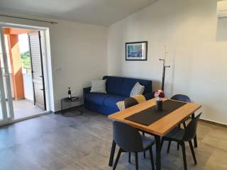 Modern apartment Ana - Premantura - 2