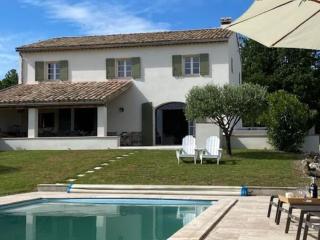 Lush Holiday Home with Private Pool - Pougnadoresse - 9
