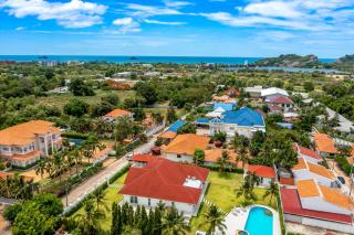 Amazing Private 6 Bedroom Pool Villa ED60 - 4