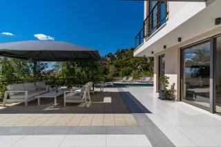 Luxury VILLA CECILIA with 4 en-suite bedrooms located 250m from the beach in Podstrana, max 8 people - Podstrana - 9