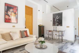 Apartamento con vistas a la Plaza de la Merced junto a la casa de Picasso - Málaga - 2