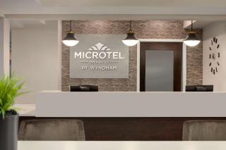 Microtel Inn & Suites by Wyndham Estevan - 8