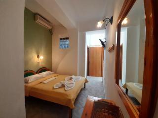 Paraga Rooms Pefkari - 2