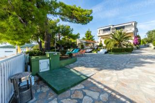 Apartments Villa Punta Royal - Pirovac - 6