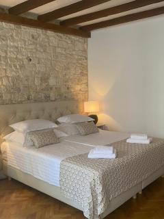 Palace Wall Residences - 8