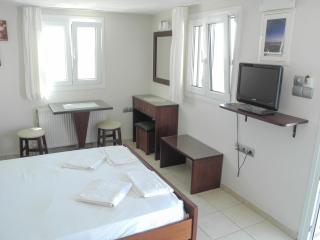 Mama's Rooms - Eurostudiosnaxos - 2