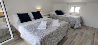 Nazaré Historic Beach House-1 minute to the beach - 2