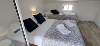 Nazaré Historic Beach House-1 minute to the beach - 3