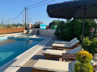 Sinodinos Deluxe Apartments - Afytos - 2