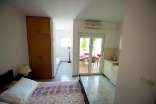 Studio apartment in Duce with sea view, balcony, air conditioning, WiFi 132-5 - 4