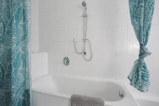 *Schöne 2-Z.-Wohnung mit Badewanne und Okerblick* - 4