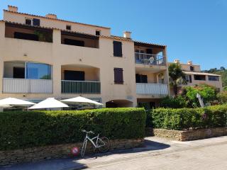 Studio confortable au calme proche du port et de la plage grande terrasse et parking résidence le Grand Large - 9