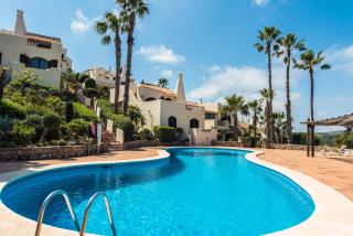 Luxuriöse und großräumige Villa mit Community Pool, Sicht auf das Mittelmeer sowie dem Mar Menor, La Manga Club - Atamaría - 0