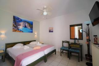 Saltwater Serenade Apartments - 4
