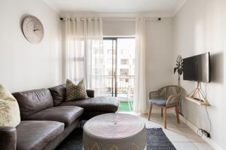 Modern 1 Bed apartment @the Blyde - Pretoria - 7
