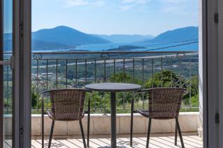 Guest house Vila Vedesa - Kotor - 0
