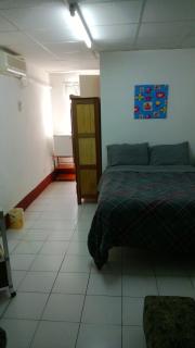 The Red Hut Inn - 9