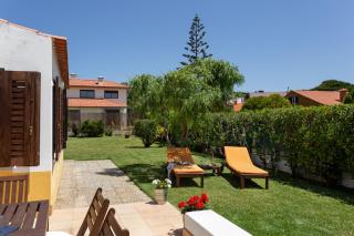JOIVY 3-BR Cottage with Terrace and Garden in Colares - Sintra - 8