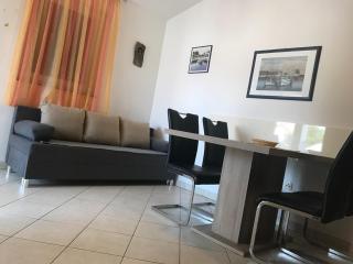 Holiday apartment in Punat with balcony, air conditioning, WiFi, washing machine 3590-1 - Punat - 5