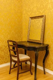 Old Piano Apartment - 3
