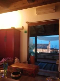 Aly Art Apartment Taormina Duomo, Gulf & Etna view - 9