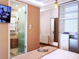 Achi's House - 6