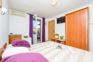 Room in Cavtat with sea view, balcony, air conditioning, W-LAN 3686-1 - Cavtat - 6