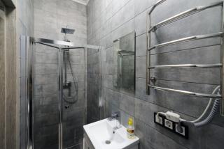 Стильна квартира в самому центрі - Lviv - 2